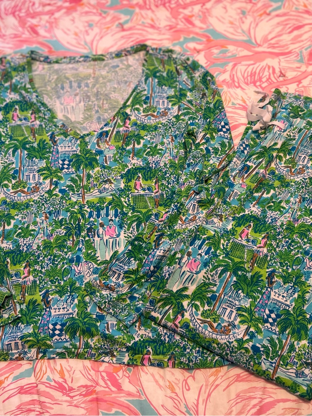 Women’s Lilly Pulitzer Pajama set, Size Small - Picture 12 of 16
